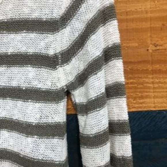 3/$15🌼 Aerie knit sweater 3/4 sleeve women’s Sz M - Picture 3 of 6